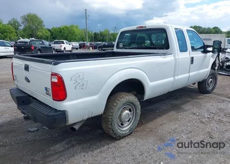 2012 Ford F-250 Xl z USA, uszkodzony, nr VIN 1FT7X2B60CEB28401